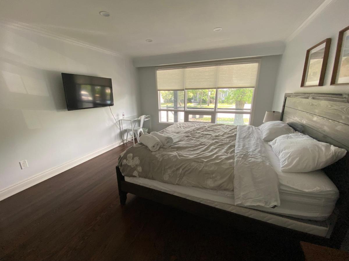 Yonge And Finch Subway !L Spacious & Bright Private Bedroom With Shared Amenties Τορόντο Εξωτερικό φωτογραφία